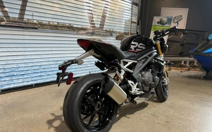 2022 Triumph Speed Triple 1200 RS Sapphire Black