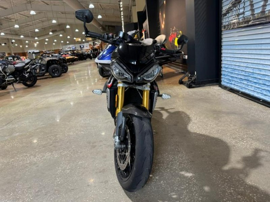 2022 Triumph Speed Triple 1200 RS Sapphire Black