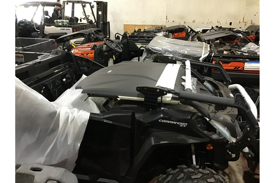 2025 Can-Am SSV COM XT 64 1000R BK CALI 25 XT 1000R