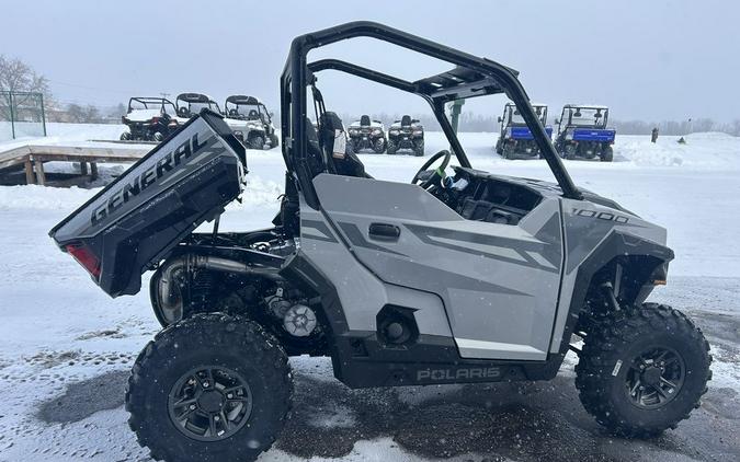 2026 Polaris® General 1000 Sport