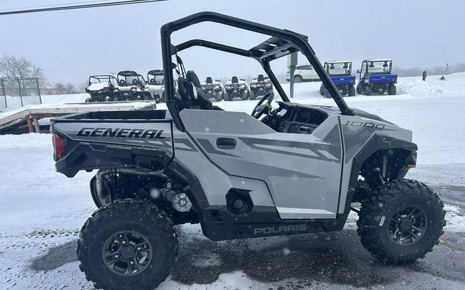 2026 Polaris® General 1000 Sport