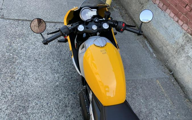 2026 Triumph THRUXTON 400