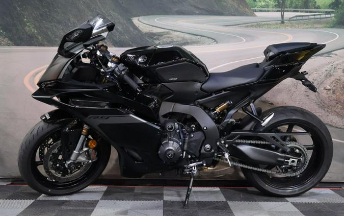 2025 Yamaha YZF-R9