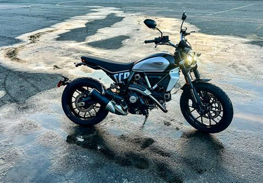 2024 Ducati Scrambler Icon