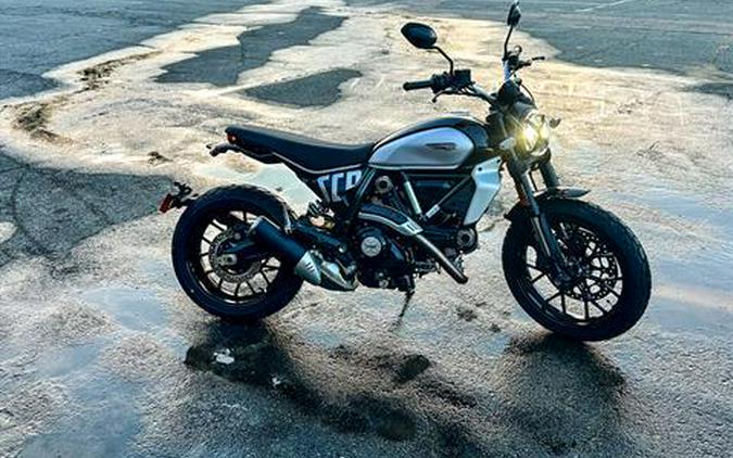 2024 Ducati Scrambler Icon