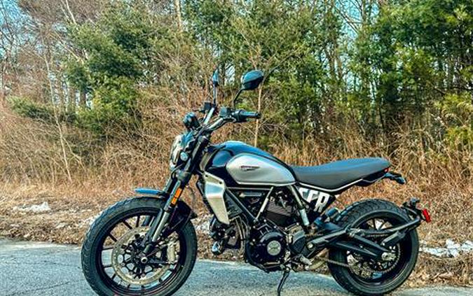 2024 Ducati Scrambler Icon