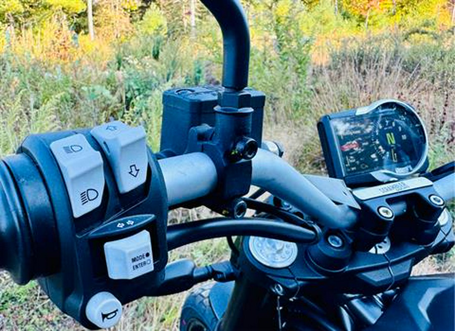 2024 Ducati Scrambler Icon