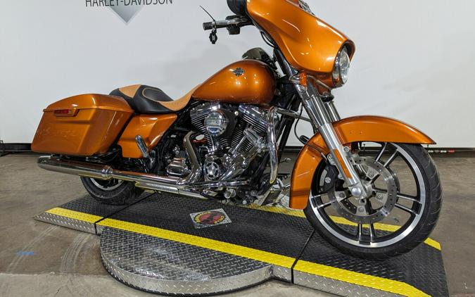 2016 Harley-Davidson Street Glide Special Amber Whiskey