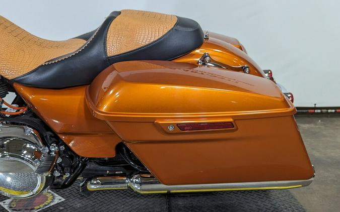 2016 Harley-Davidson Street Glide Special Amber Whiskey