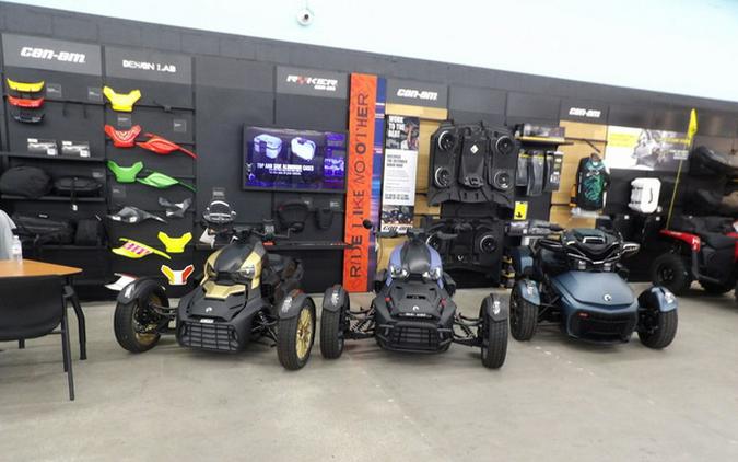 2018 Can-Am Spyder F3 Limited Dark