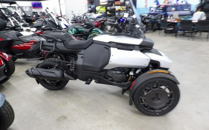 2018 Can-Am Spyder F3 Limited Dark