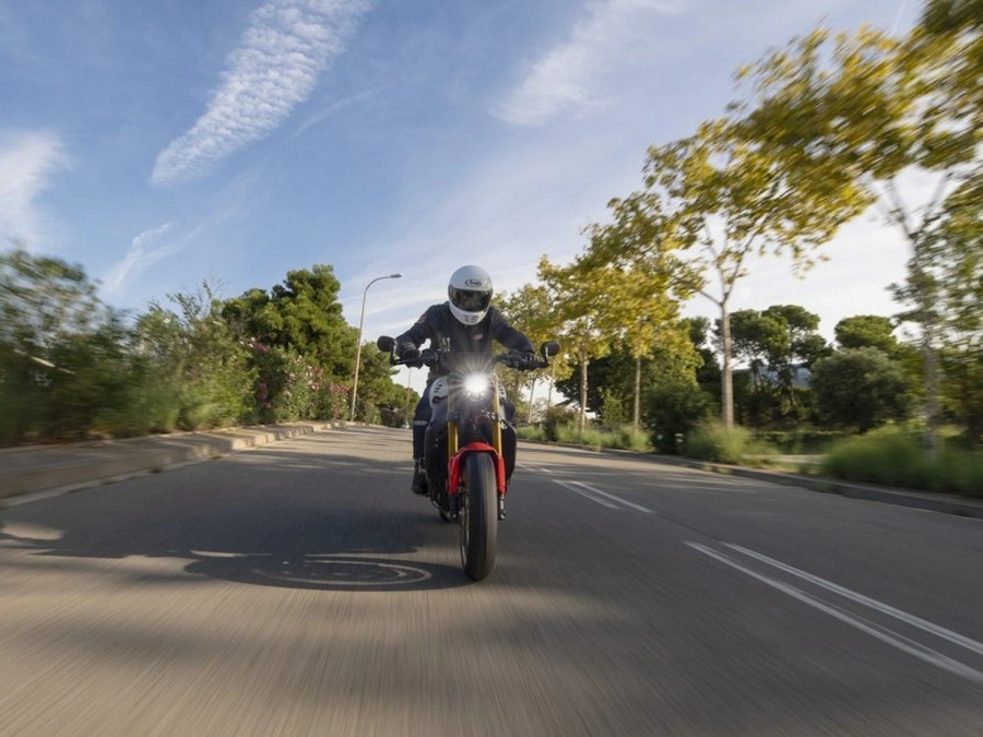 2026 Yamaha XSR900 Heritage White - 000655