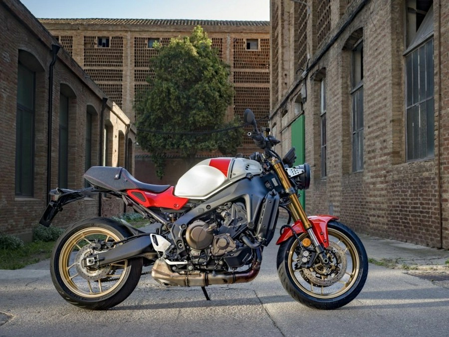 2026 Yamaha XSR900 Heritage White - 000655