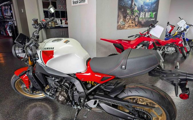 2026 Yamaha XSR900 Heritage White - 000655