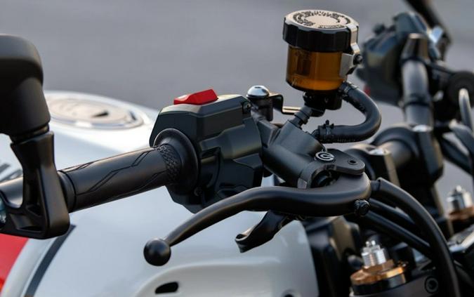 2026 Yamaha XSR900 Heritage White - 000655