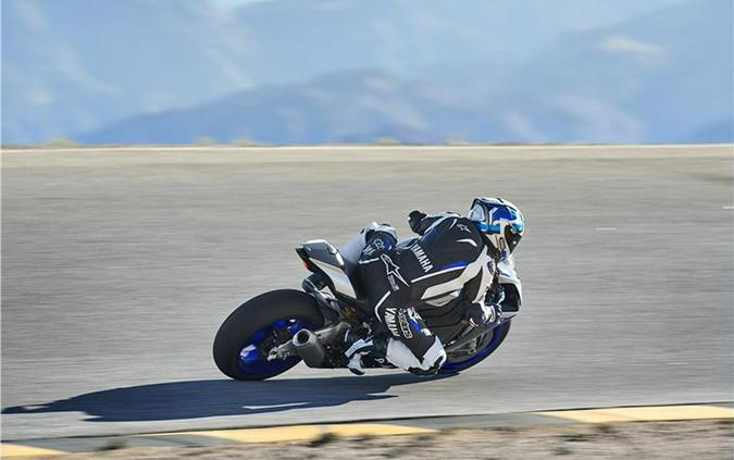 2019 Yamaha YZF-R1M