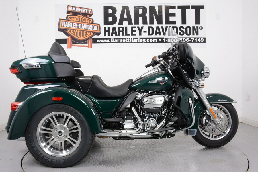 2024 Harley-Davidson FLHTCUTG Tri Glide Ultra