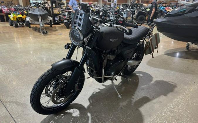 2022 Triumph Scrambler 1200 XC Matt Khaki Green Matt Jet Black