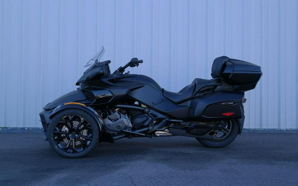 2026 Can-Am® Spyder F3 Limited Dark