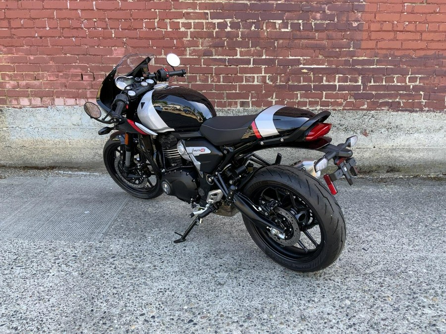 2026 Triumph THRUXTON 400