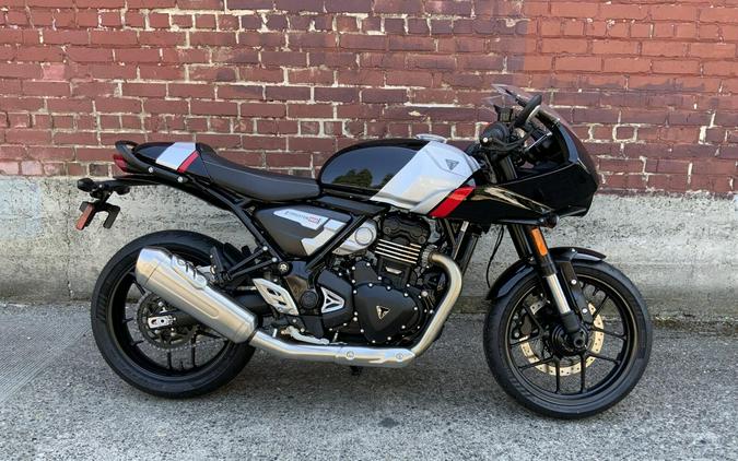 2026 Triumph THRUXTON 400