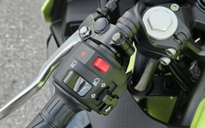 2026 Kawasaki Ninja 500 ABS Metallic Yellowish GreenEbony