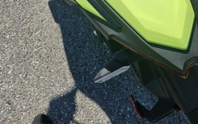 2026 Kawasaki Ninja 500 ABS Metallic Yellowish GreenEbony