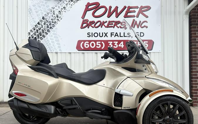 2017 CAN-AM SPYDER RTS
