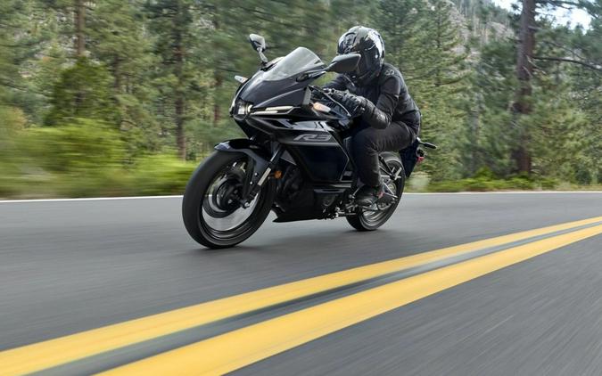 2026 Yamaha YZF-R3 ABS CA Midnight Black