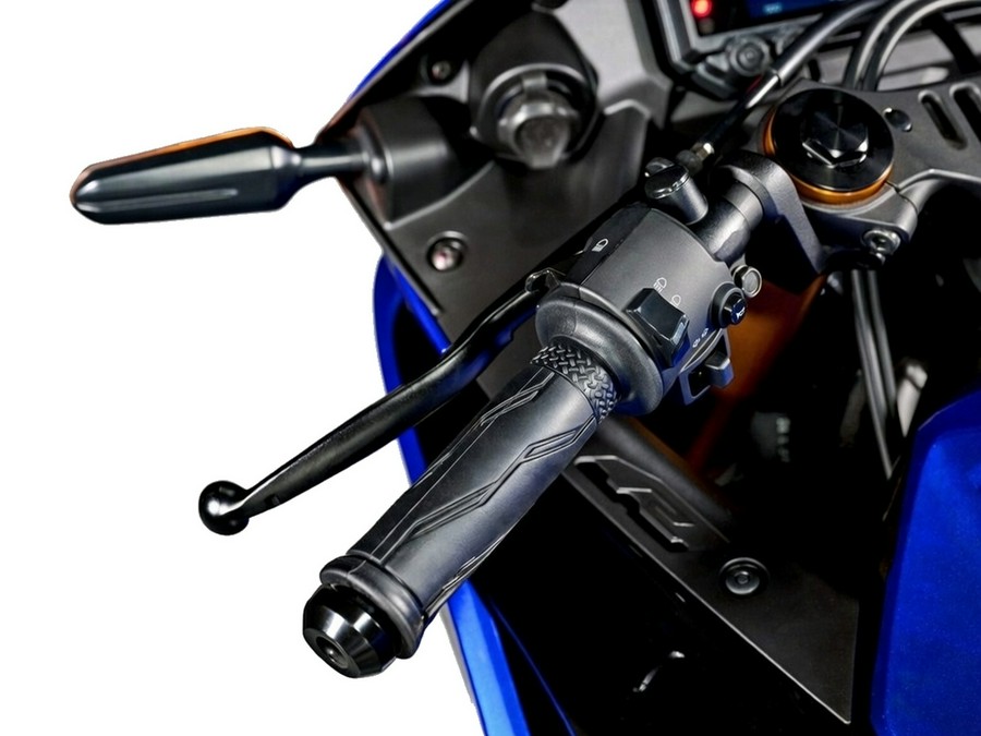 2026 Yamaha YZF-R3 ABS CA Midnight Black