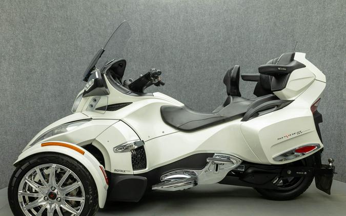 2016 CAN-AM SPYDER RT SE6 LIMITED TRIKE W/ABS