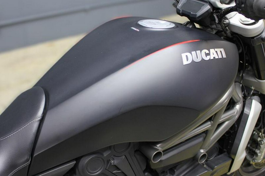 2016 Ducati BASE