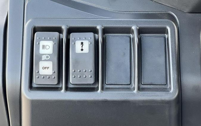 2025 Can-Am® Defender XT HD9