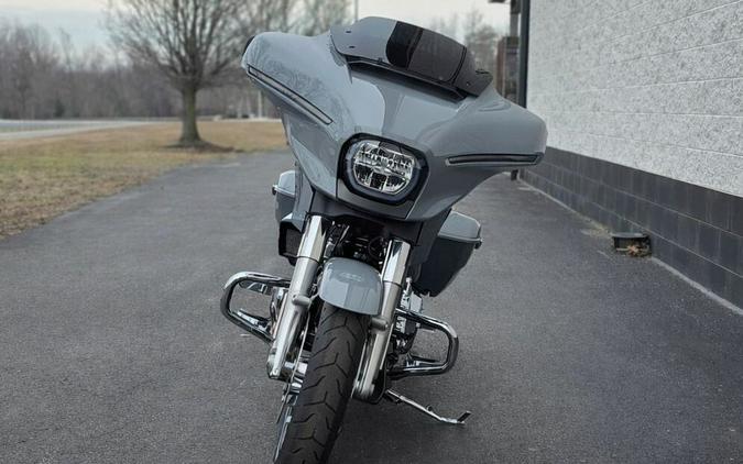 FLHX 2026 Street Glide® Solo Edition