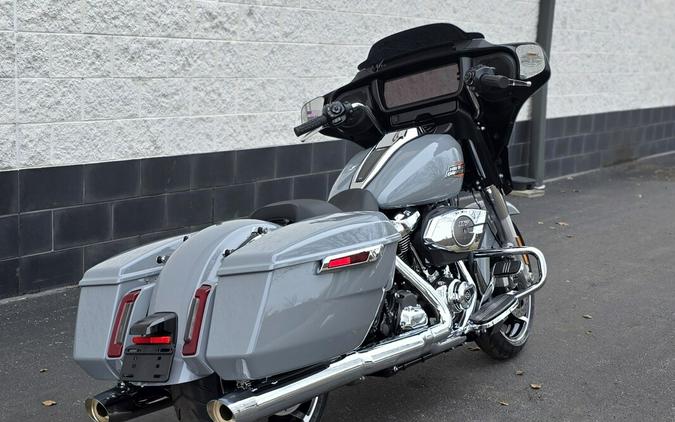 FLHX 2026 Street Glide® Solo Edition