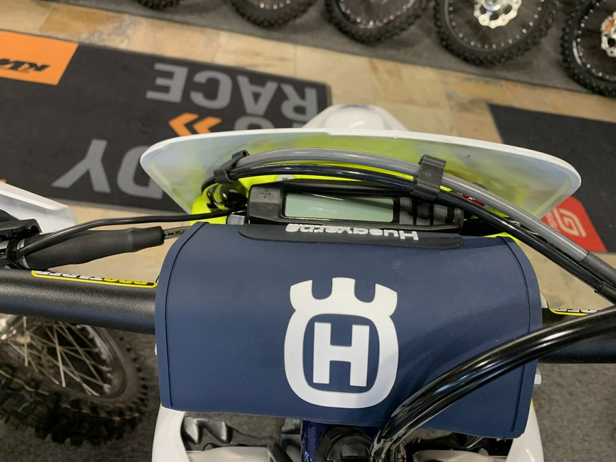 2025 Husqvarna TE 150