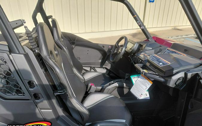 2026 Can-Am Commander XT 700