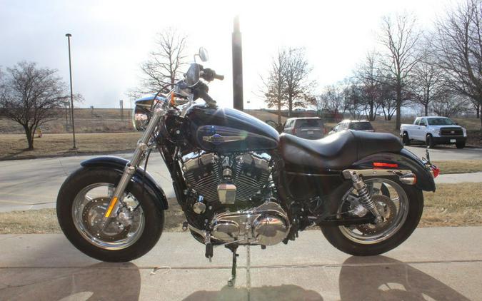 2013 Harley-Davidson® XL1200C - Sportster® 1200 Custom