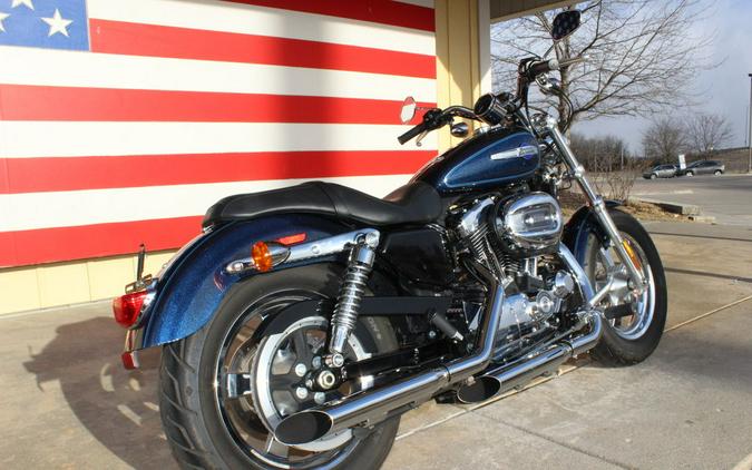 2013 Harley-Davidson® XL1200C - Sportster® 1200 Custom