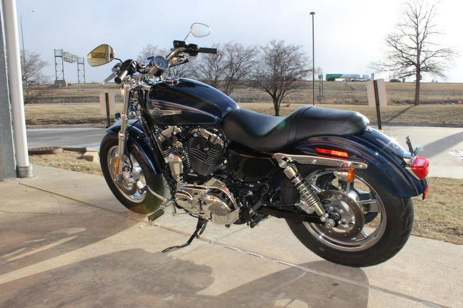 2013 Harley-Davidson® XL1200C - Sportster® 1200 Custom