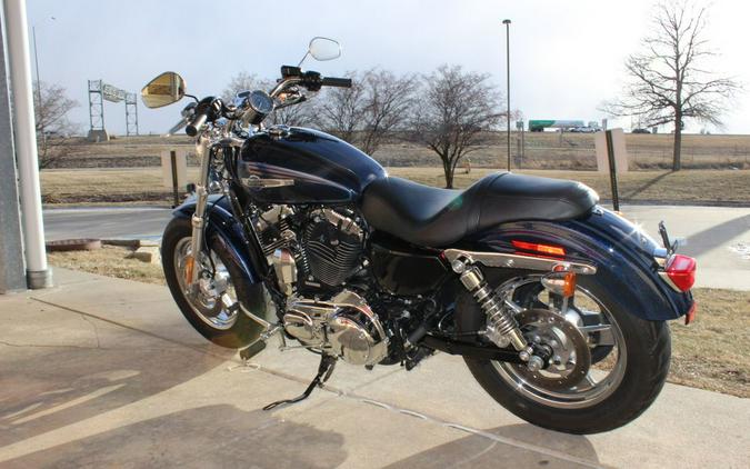2013 Harley-Davidson® XL1200C - Sportster® 1200 Custom