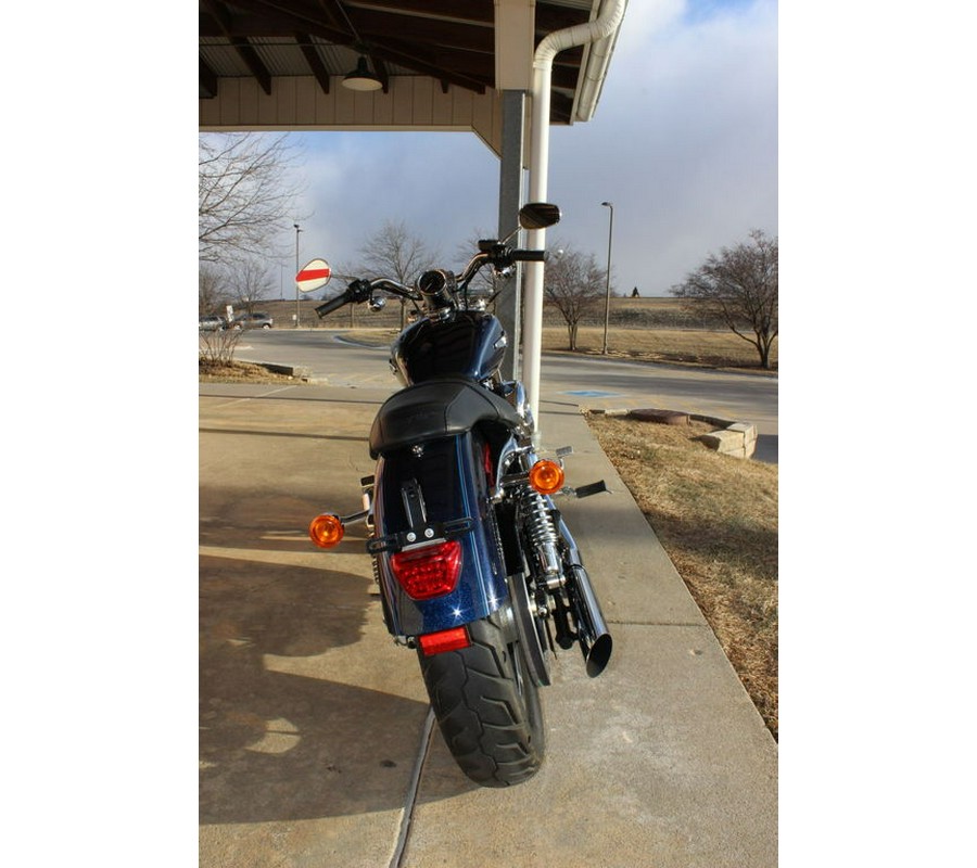 2013 Harley-Davidson® XL1200C - Sportster® 1200 Custom