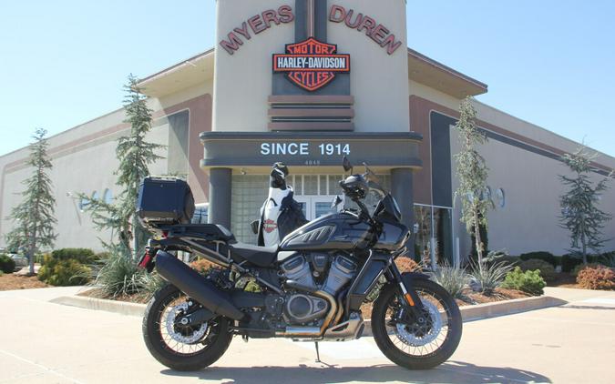 2024 Harley-Davidson Pan America 1250 Special Vivid Black w/Laced Wheels