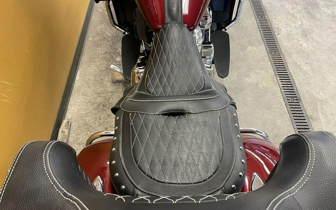 2017 Indian Roadmaster Burgundy Metallic