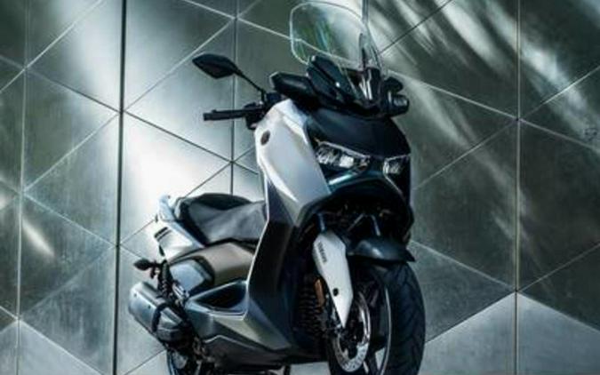 2024 Yamaha XMAX™ Base