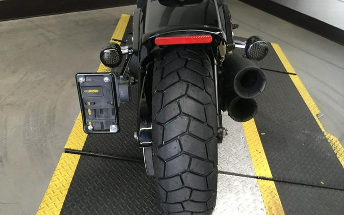 2018 Harley-Davidson® FXFB - Softail® Fat Bob®