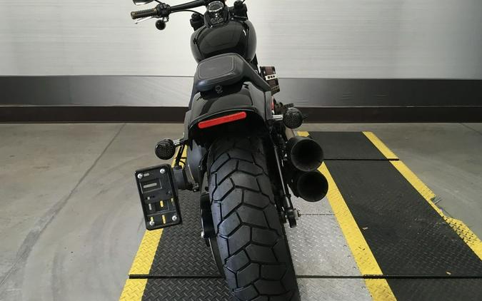 2018 Harley-Davidson® FXFB - Softail® Fat Bob®