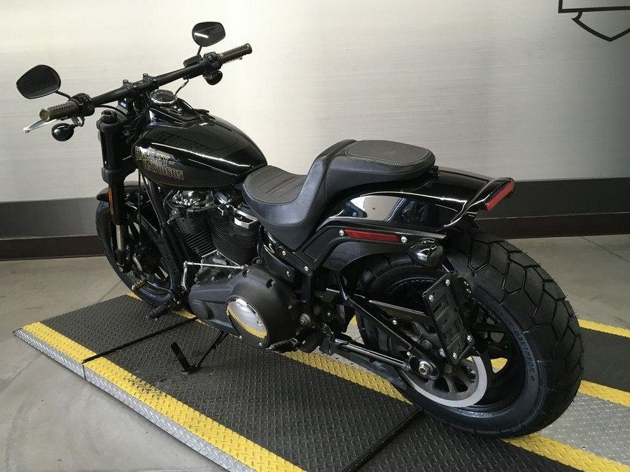 2018 Harley-Davidson® FXFB - Softail® Fat Bob®