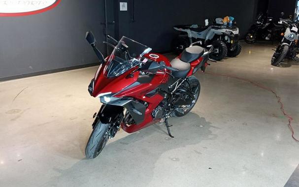2024 Suzuki GSX-S 1000GT Plus
