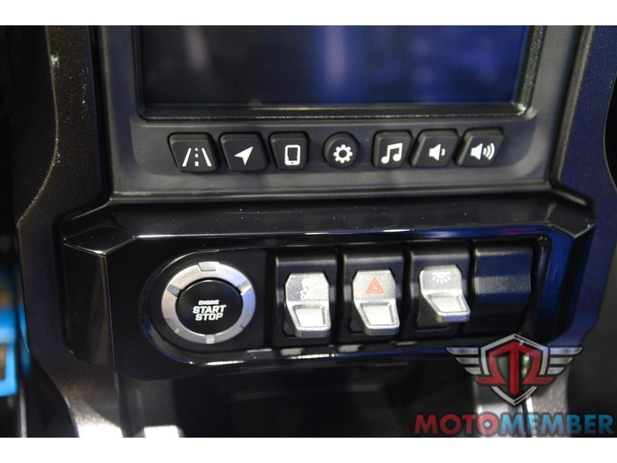 2023 Slingshot R Manual